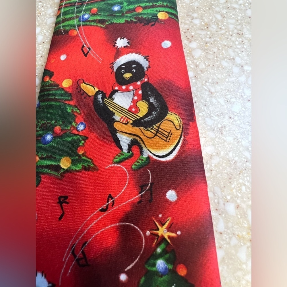 Garcia Hand Hold Collection 72 Christmas Tie